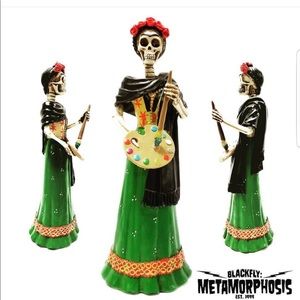 COPY - Frida Statue